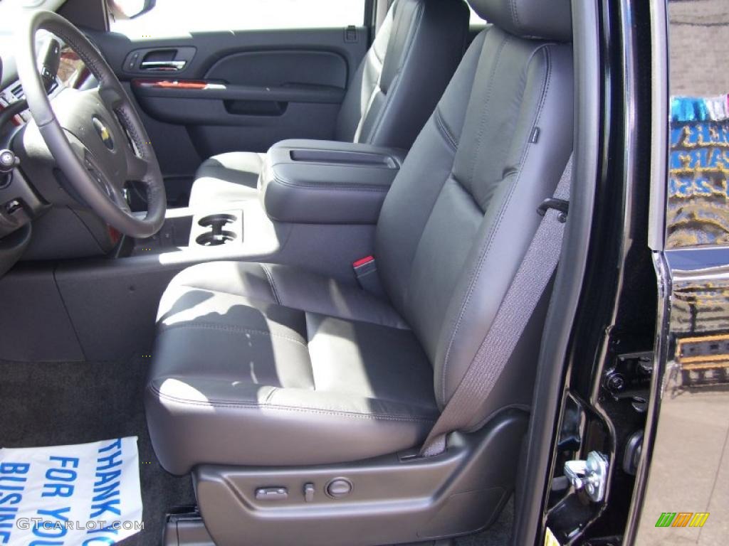 2010 Tahoe LT 4x4 - Black / Ebony photo #42