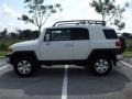 Iceberg White - FJ Cruiser 4WD Photo No. 11