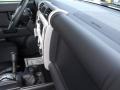 Iceberg White - FJ Cruiser 4WD Photo No. 40
