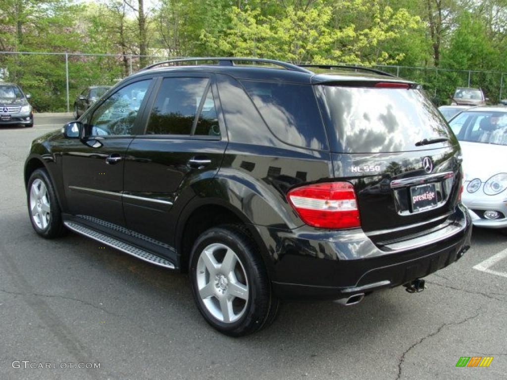 2008 ML 550 4Matic - Obsidian Black Metallic / Black photo #6