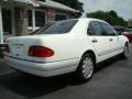 Polar White - E 320 Sedan Photo No. 4