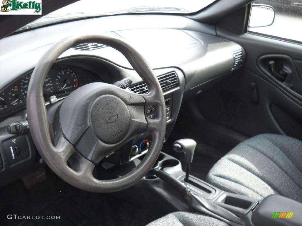 2004 Cavalier Sedan - Arrival Blue Metallic / Graphite photo #8