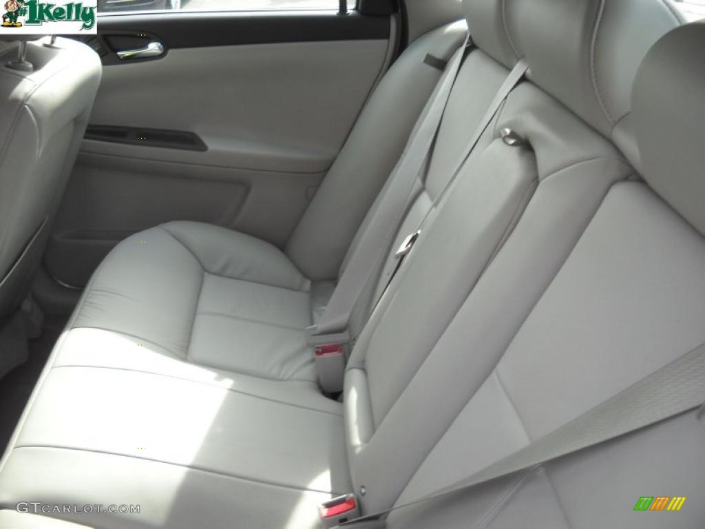 2010 Impala LT - Silver Ice Metallic / Gray photo #13