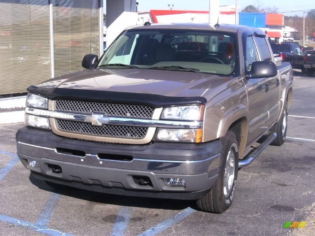 2005 Silverado 1500 Z71 Crew Cab 4x4 - Sandstone Metallic / Tan photo #2