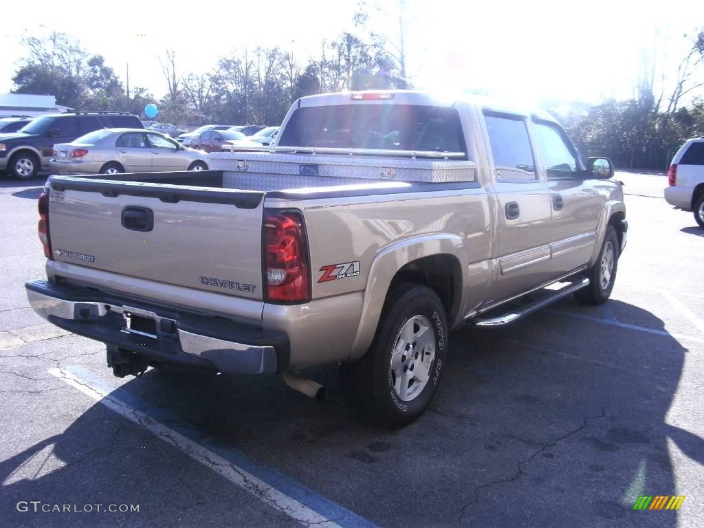 2005 Silverado 1500 Z71 Crew Cab 4x4 - Sandstone Metallic / Tan photo #3