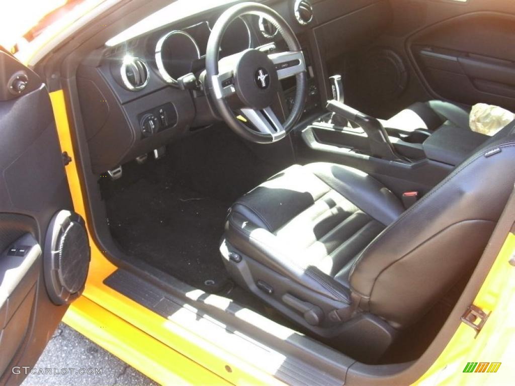 2007 Mustang GT Premium Coupe - Grabber Orange / Dark Charcoal photo #5