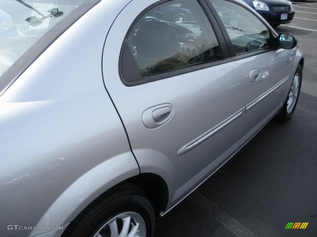 2003 Sebring LXi Sedan - Bright Silver Metallic / Dark Slate Gray photo #5