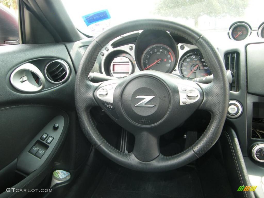 2009 370Z Coupe - Solid Red / Black Cloth photo #18