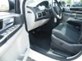 Stone White - Grand Caravan SXT Photo No. 13