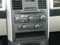 Stone White - Grand Caravan SXT Photo No. 21