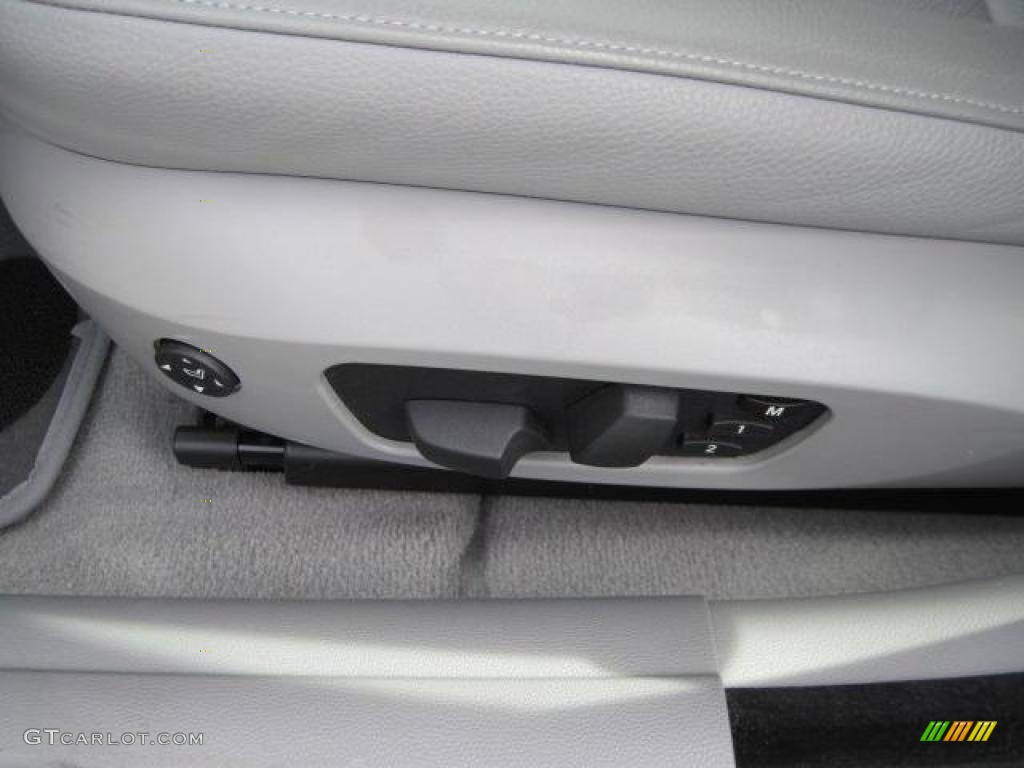2007 3 Series 328i Wagon - Titanium Silver Metallic / Grey photo #16