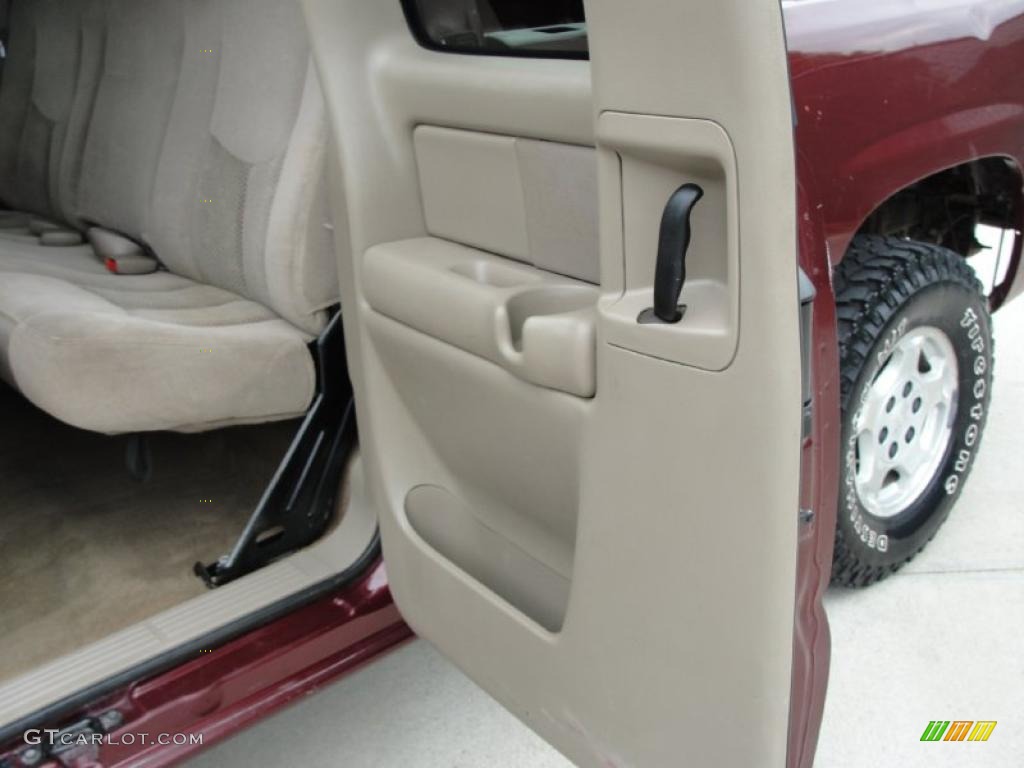 2003 Silverado 1500 Z71 Extended Cab 4x4 - Dark Carmine Red Metallic / Tan photo #24