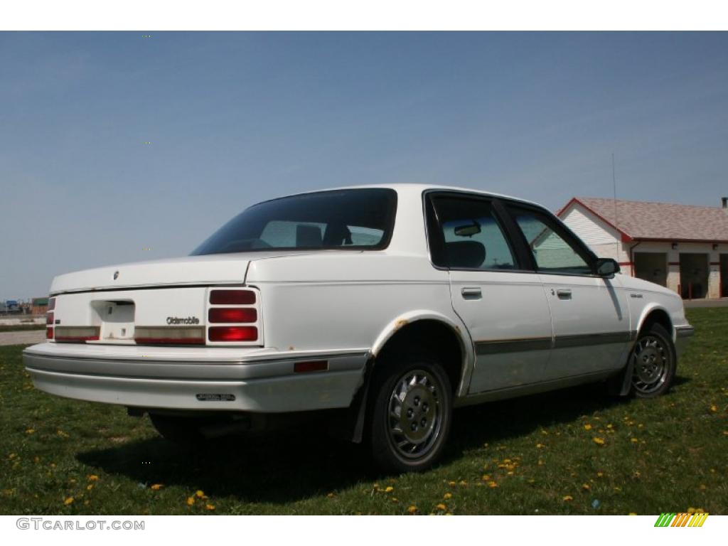 1994 Cutlass Ciera S - Bright White / Adriatic Blue photo #5