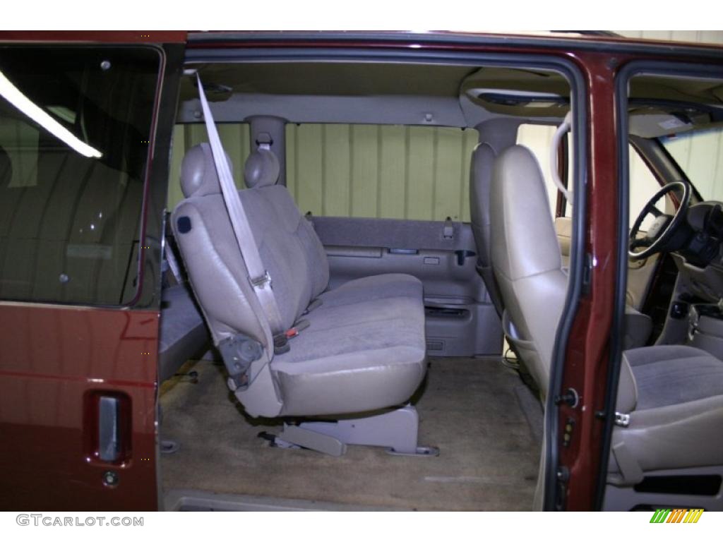 2001 Astro Passenger Van - Dark Carmine Red Metallic / Neutral photo #10
