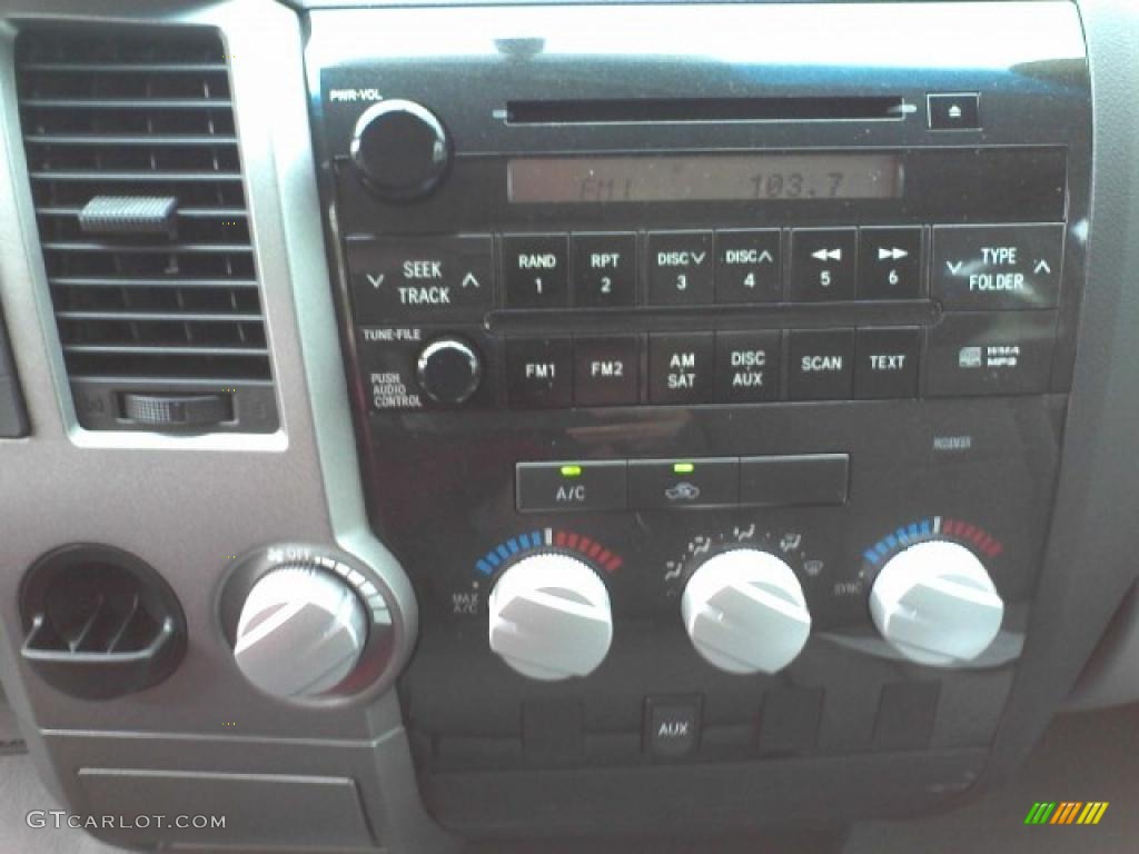 2010 Tundra Double Cab - Super White / Graphite Gray photo #18