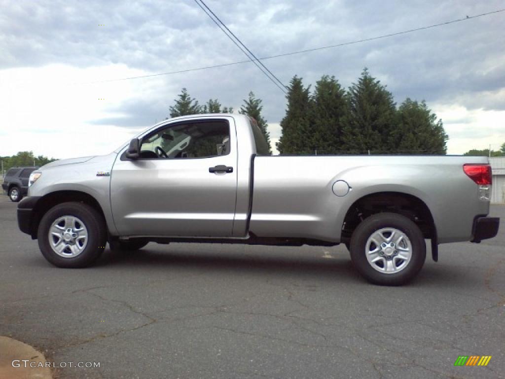 2010 Tundra Regular Cab 4x4 - Silver Sky Metallic / Graphite Gray photo #4