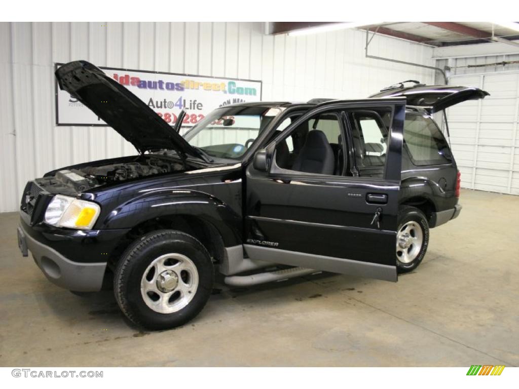 2002 Explorer Sport - Black Clearcoat / Graphite photo #39