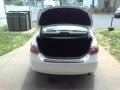 Super White - Camry LE Photo No. 16