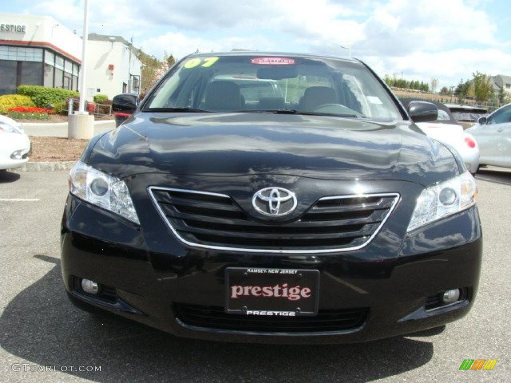 2007 Camry XLE - Black / Bisque photo #2