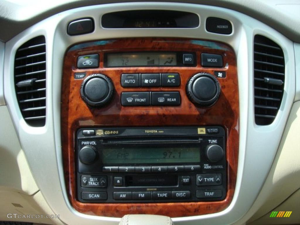 2007 Highlander Limited 4WD - Black / Ivory Beige photo #11