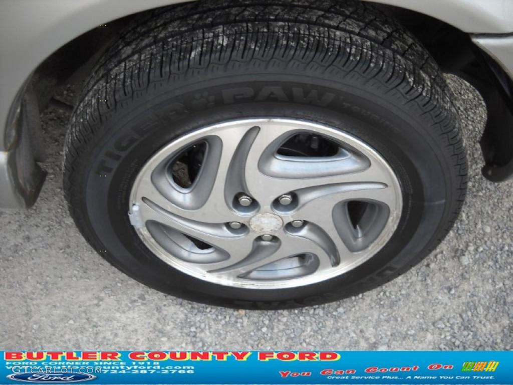 1997 Stratus ES Sedan - Light Silver Fern Pearl / Gray photo #13