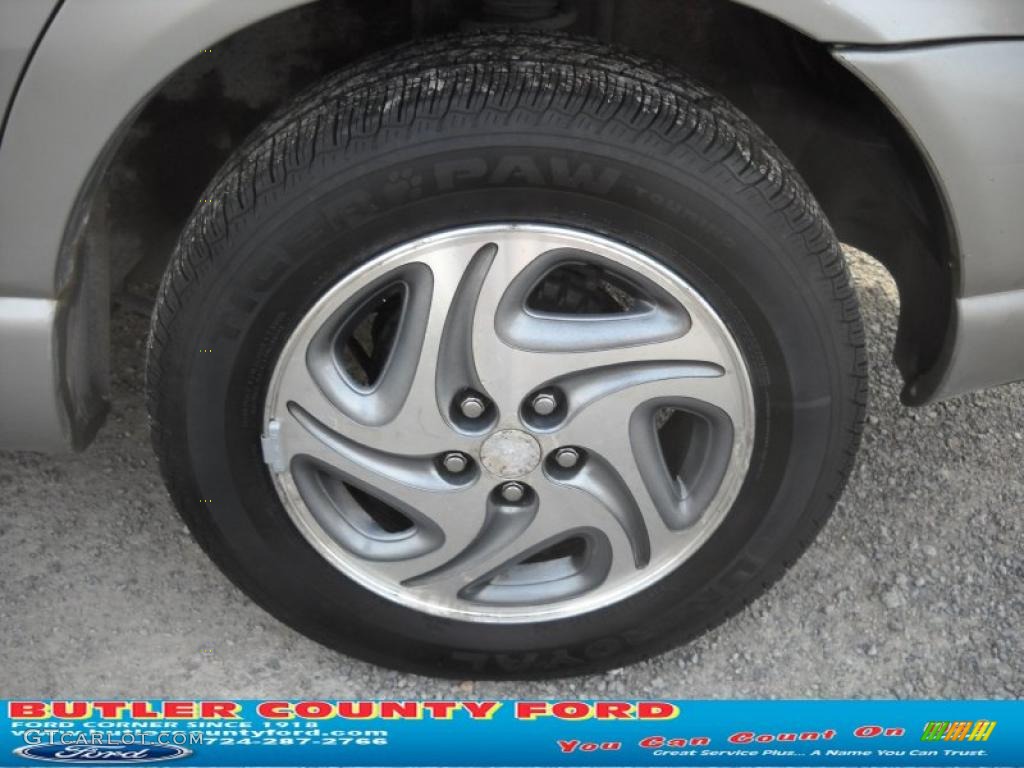 1997 Stratus ES Sedan - Light Silver Fern Pearl / Gray photo #14