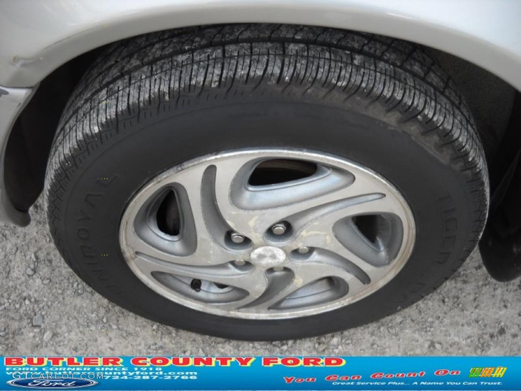 1997 Stratus ES Sedan - Light Silver Fern Pearl / Gray photo #16