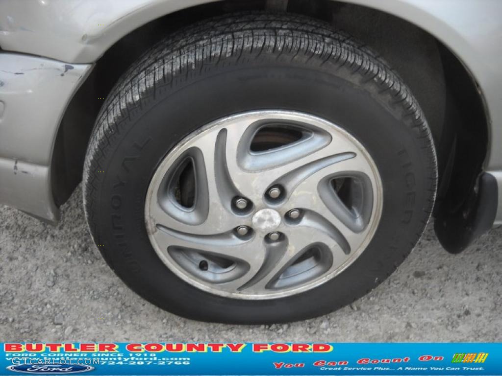 1997 Stratus ES Sedan - Light Silver Fern Pearl / Gray photo #17
