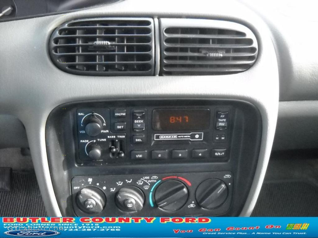 1997 Stratus ES Sedan - Light Silver Fern Pearl / Gray photo #22