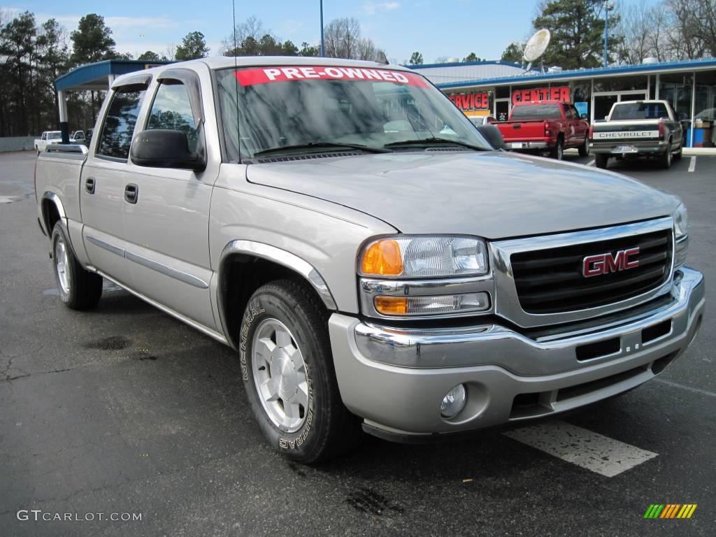 2006 Sierra 1500 SLE Crew Cab - Silver Birch Metallic / Pewter photo #2