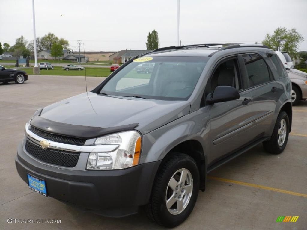 2005 Equinox LS - Dark Silver Metallic / Light Gray photo #4