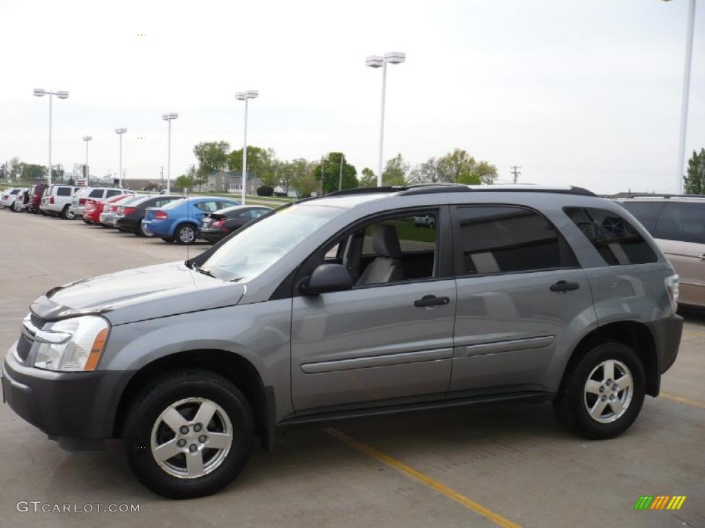 2005 Equinox LS - Dark Silver Metallic / Light Gray photo #5