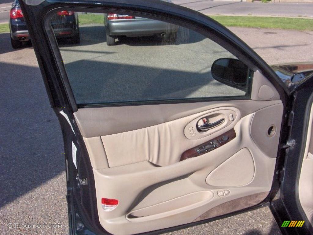 2001 Aurora 4.0 - Polo Green Metallic / Neutral photo #17