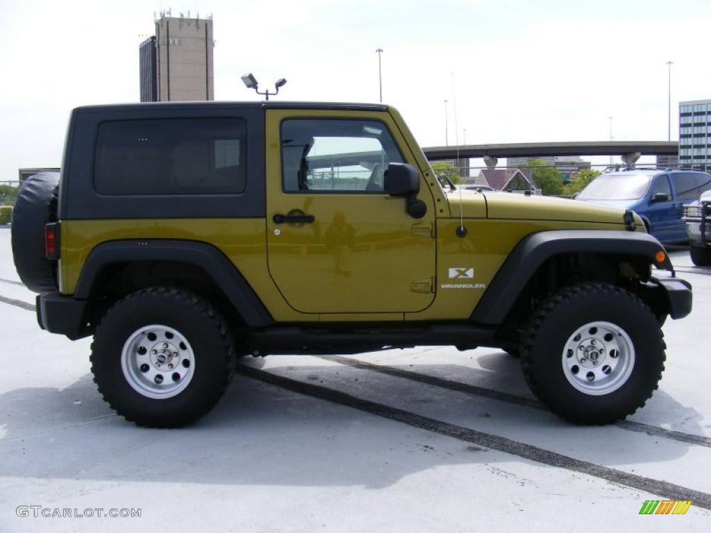 2007 Wrangler X 4x4 - Rescue Green Metallic / Dark Slate Gray/Medium Slate Gray photo #4