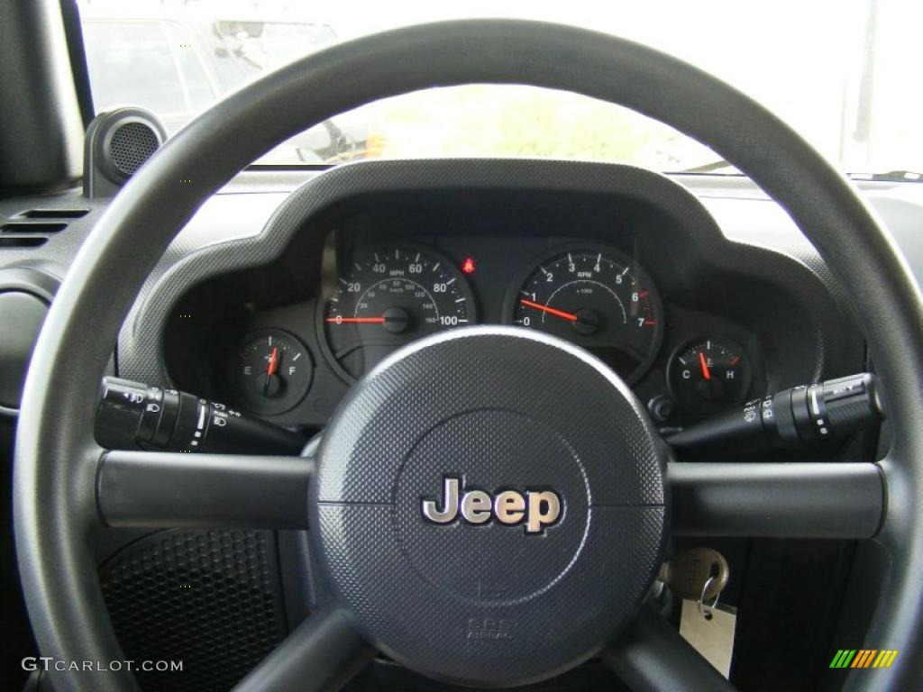 2007 Wrangler X 4x4 - Rescue Green Metallic / Dark Slate Gray/Medium Slate Gray photo #10