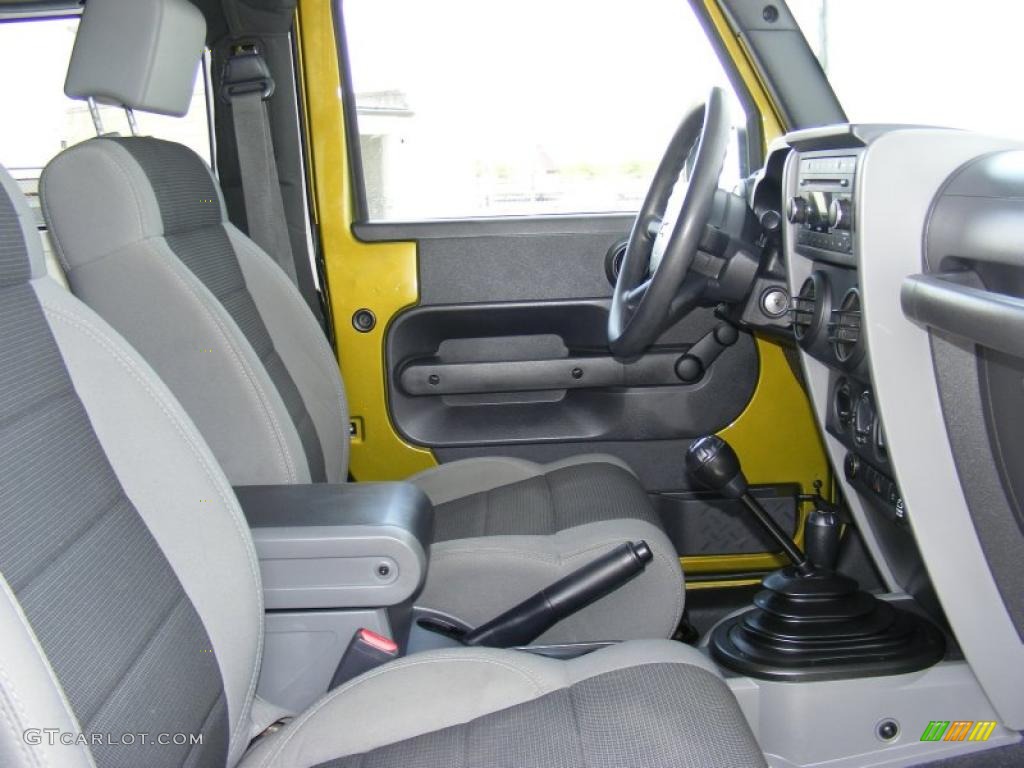 2007 Wrangler X 4x4 - Rescue Green Metallic / Dark Slate Gray/Medium Slate Gray photo #19