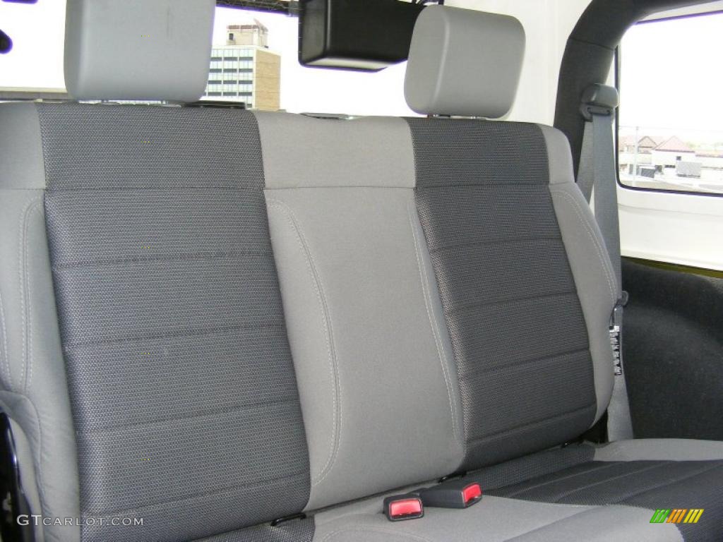 2007 Wrangler X 4x4 - Rescue Green Metallic / Dark Slate Gray/Medium Slate Gray photo #21