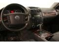 Black - Touareg V6 Photo No. 13