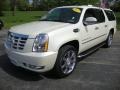 White Diamond - Escalade ESV AWD Photo No. 2