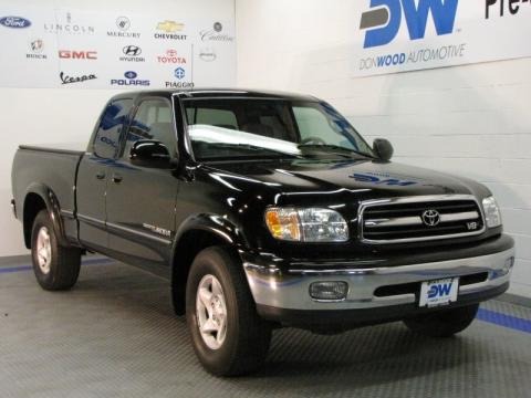 2001 Toyota Tundra Limited Extended Cab Data, Info and Specs