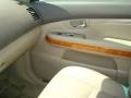 Crystal White Pearl - RX 330 Photo No. 22