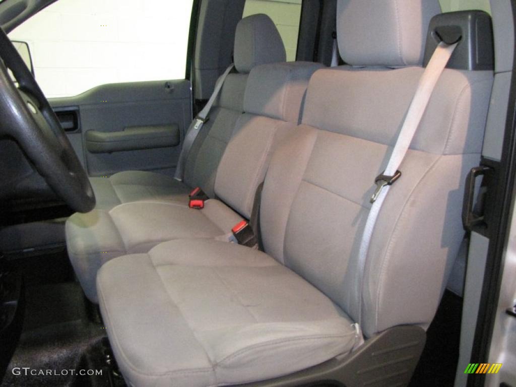 2005 F150 STX SuperCab 4x4 - Silver Metallic / Medium Flint Grey photo #10