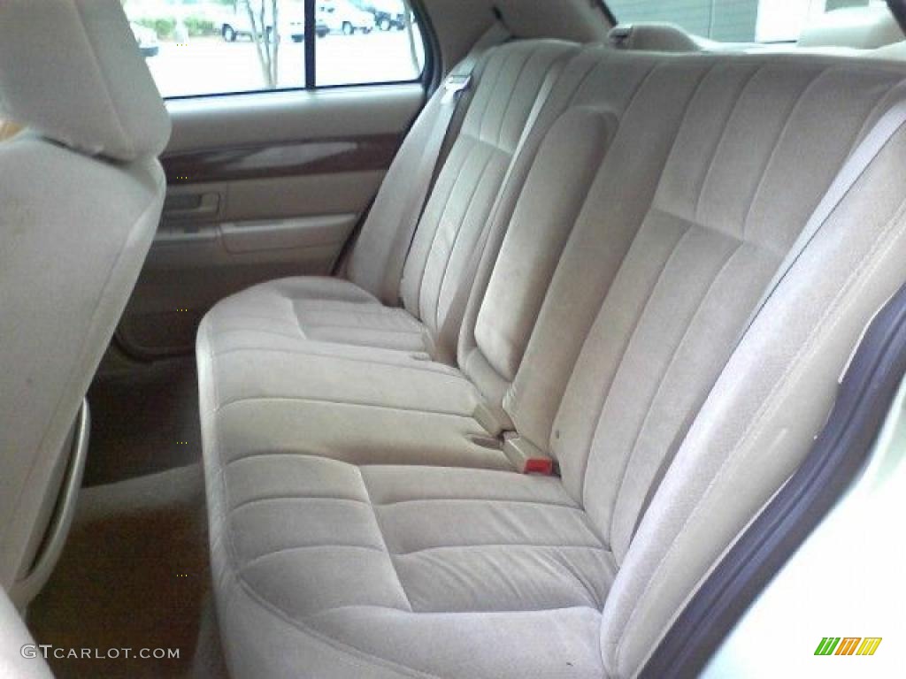 2004 Grand Marquis GS - Gold Ash Metallic / Medium Parchment photo #7