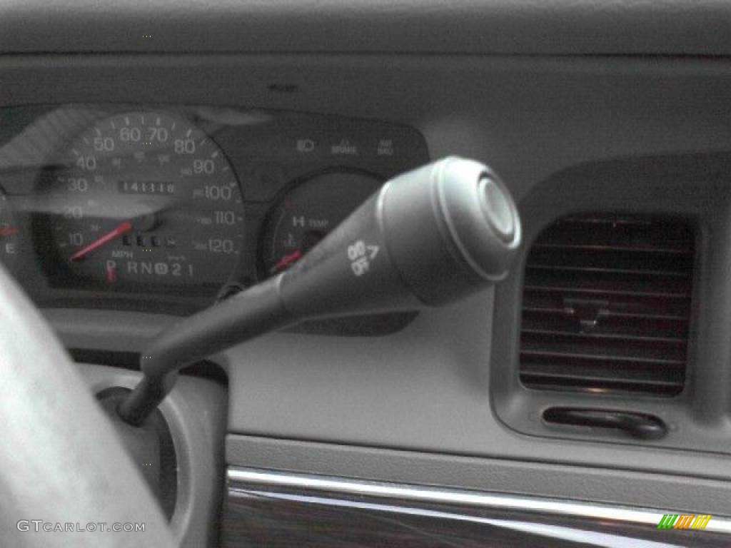 2004 Grand Marquis GS - Gold Ash Metallic / Medium Parchment photo #10