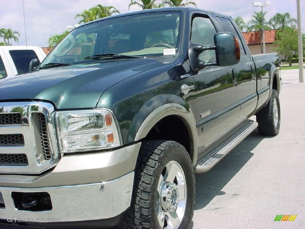 2007 F350 Super Duty King Ranch Crew Cab 4x4 - Dark Green Satin Metallic / Castano Brown Leather photo #13