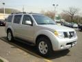 2006 Silver Lightning Metallic Nissan Pathfinder LE 4x4  photo #13