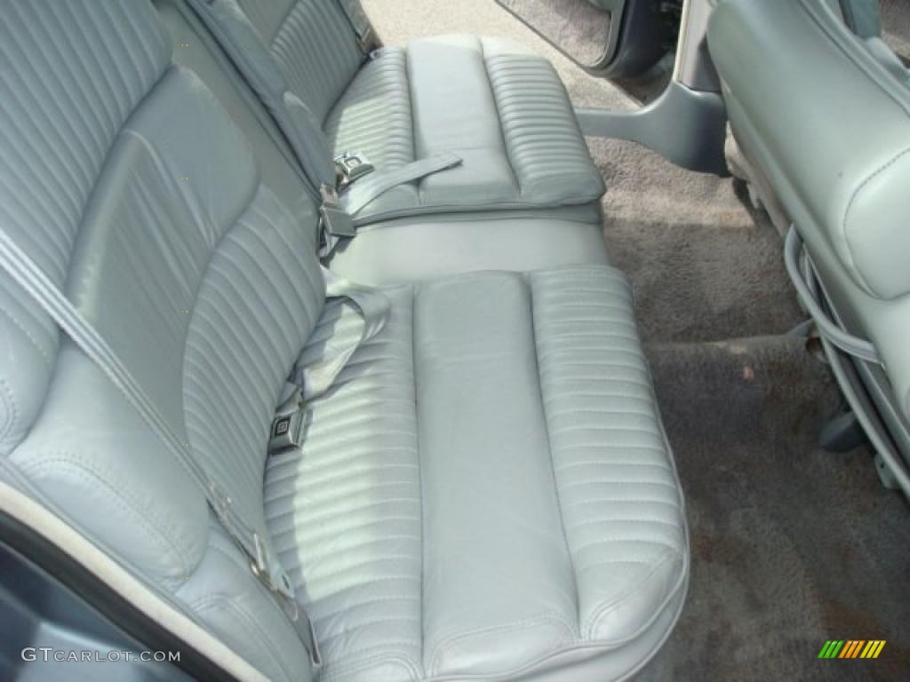 1991 Park Avenue  - Medium Gray Metallic / Gray photo #13