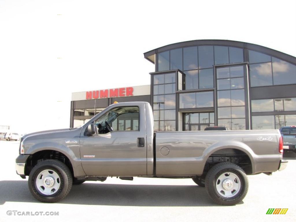 2005 F350 Super Duty XL Regular Cab 4x4 - Dark Shadow Grey Metallic / Medium Flint photo #1