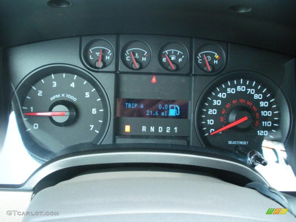 2010 F150 STX SuperCab - Tuxedo Black / Medium Stone photo #8