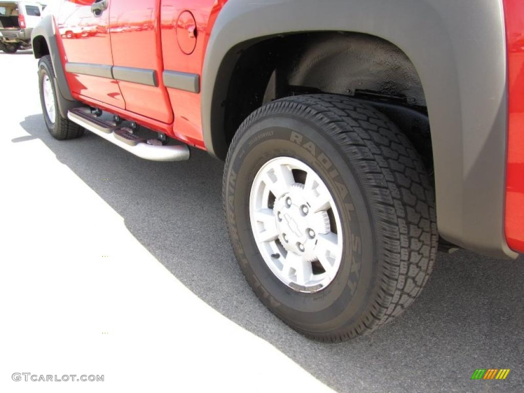 2006 Colorado Z71 Extended Cab 4x4 - Victory Red / Very Dark Pewter photo #11